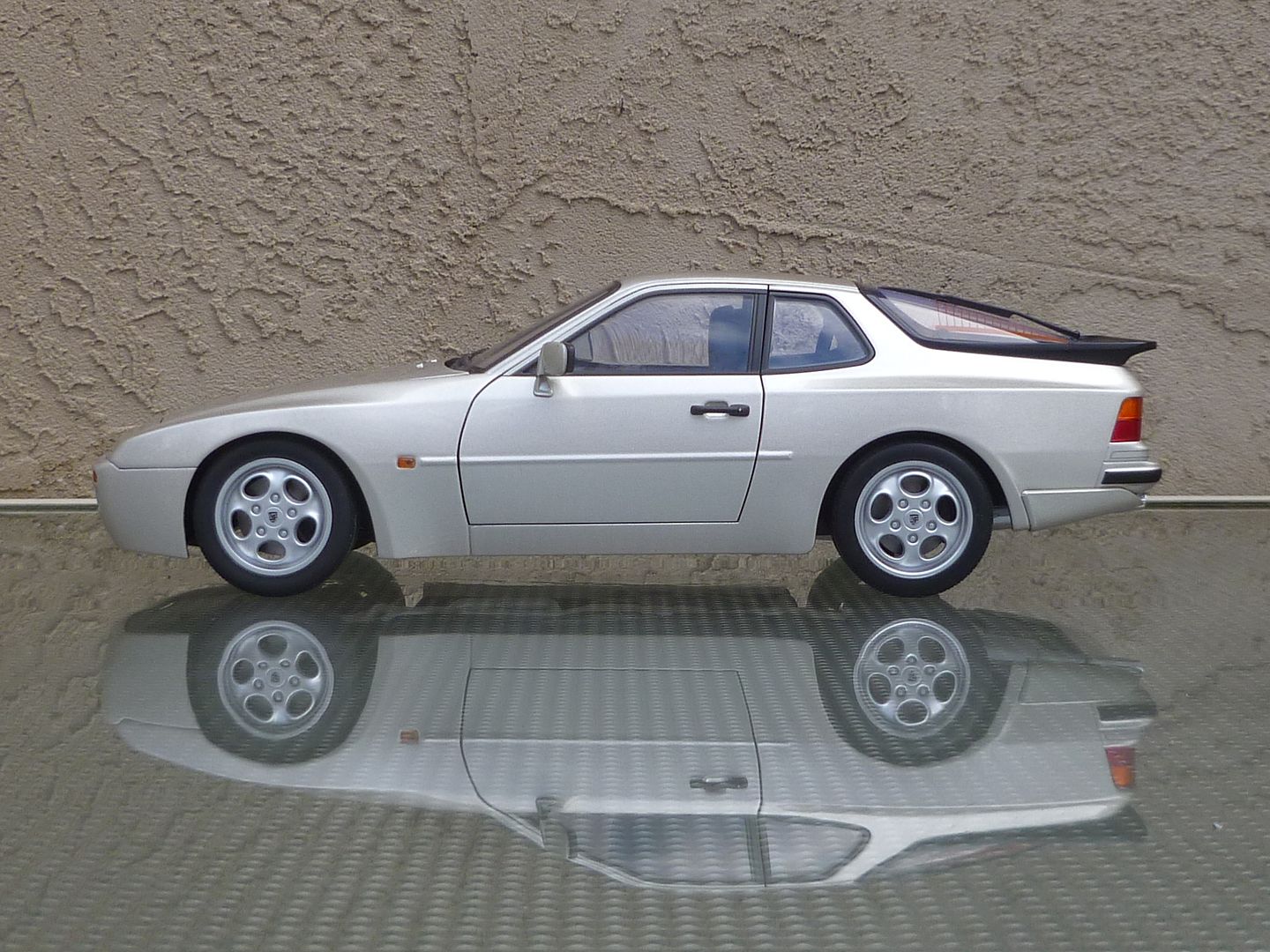 porsche 944 revell